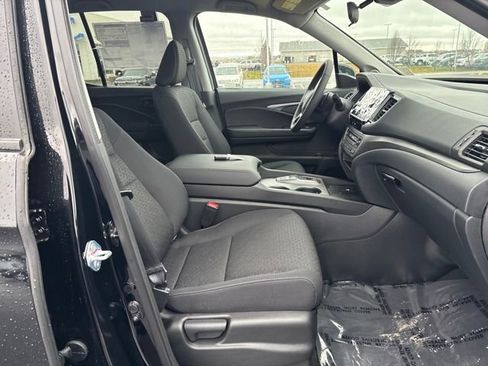 New 2025 Honda Ridgeline Sport image 23