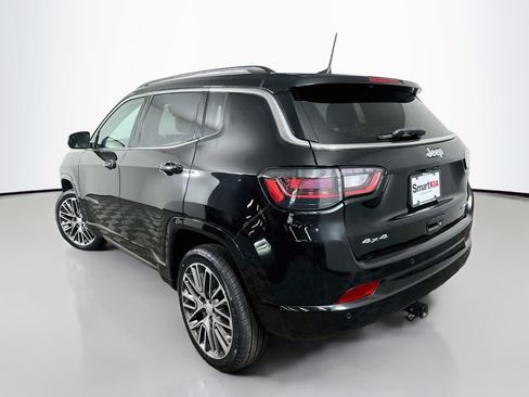 Used 2022 Jeep Compass Limited w/ Elite Group AWD/4WD image 5
