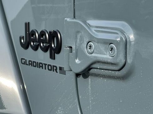 New 2026 Jeep Gladiator Sport image 25