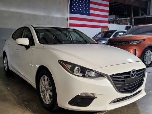 Used 2014 MAZDA MAZDA3 i Grand Touring image 4