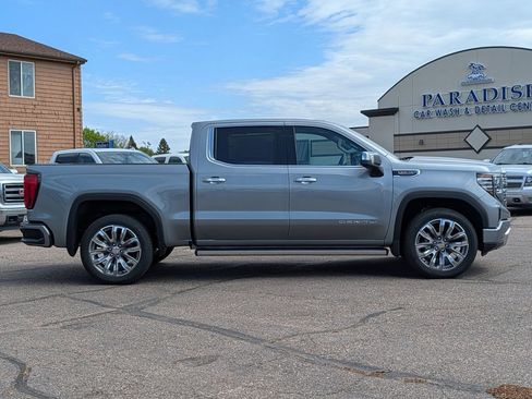 New 2026 GMC Sierra 1500 Denali w/ Denali Reserve Package AWD/4WD image 19