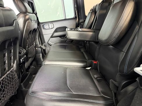 Used 2021 Jeep Wrangler Unlimited Rubicon 4xe w/ Safety Group AWD/4WD image 26