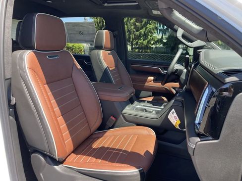 New 2025 GMC Sierra 3500 Denali Ultimate image 29