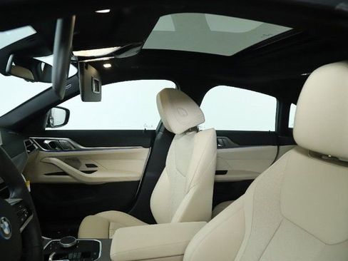 Used 2025 BMW i4 xDrive40i w/ Parking Assistance Package image 20