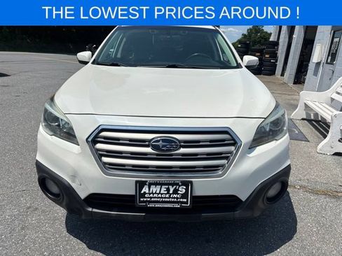 Used 2017 Subaru Outback 2.5i Premium AWD/4WD image 2