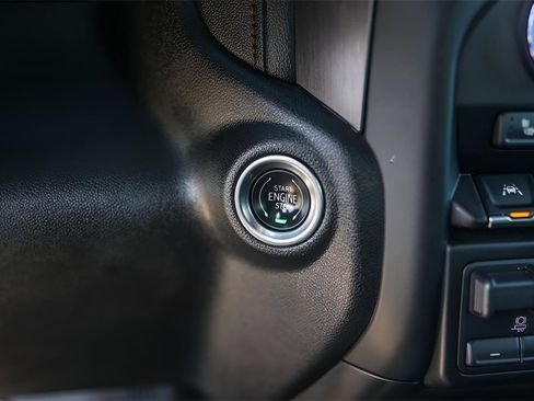 Used 2020 GMC Sierra 1500 AT4 w/ AT4 Premium Package image 21