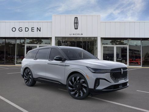 New 2026 Lincoln Nautilus Reserve image 7