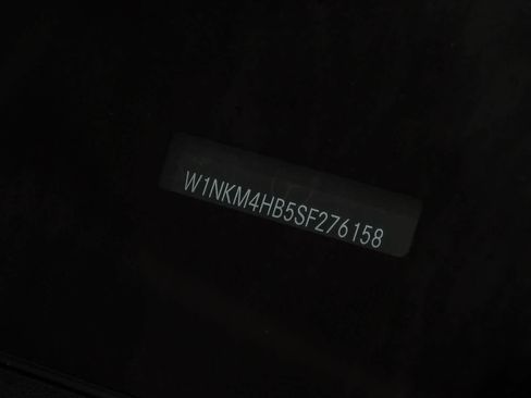 Used 2025 Mercedes-Benz GLC 300 4MATIC image 32