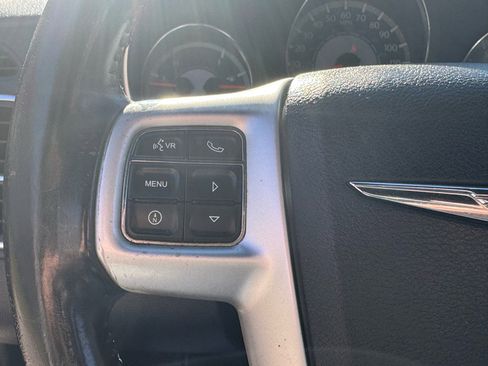 Used 2012 Chrysler 200 Limited image 21