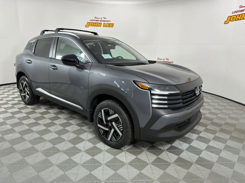 New 2026 Nissan Kicks SV w/ Cold Weather Package image 8