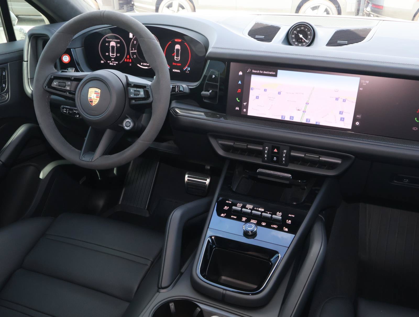 Used 2026 Porsche Cayenne GTS AWD/4WD image 12