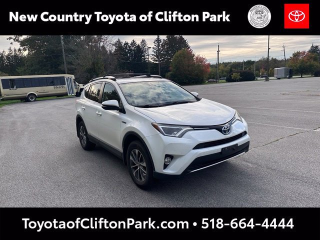 Used 2016 Toyota RAV4 XLE AWD/4WD image 1