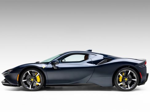 Certified 2023 Ferrari SF90 Stradale image 8