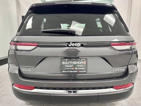 New 2025 Jeep Grand Cherokee Limited image 6