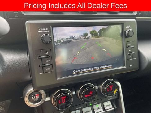 Used 2025 Toyota GR86 Premium RWD image 31