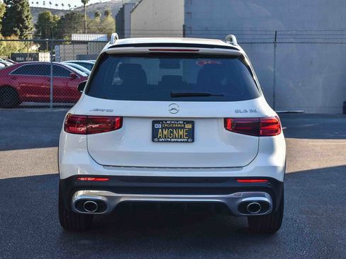 Used 2025 Mercedes-Benz GLB 35 AMG 4MATIC image 5