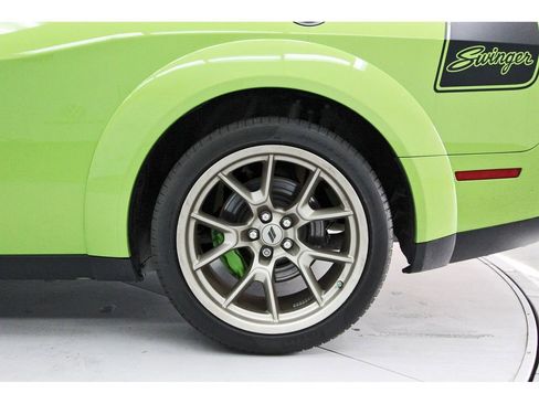 Used 2023 Dodge Challenger R/T Scat Pack RWD image 11