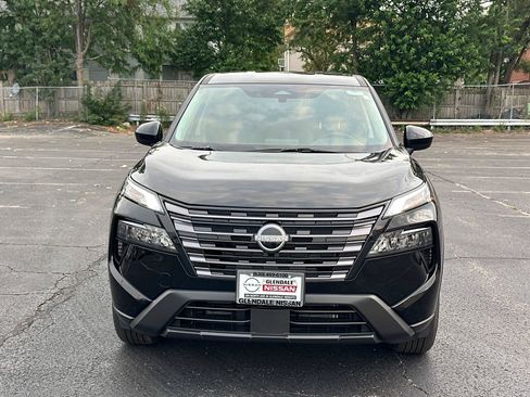 New 2026 Nissan Rogue SV w/ Cold Weather Package AWD/4WD image 2