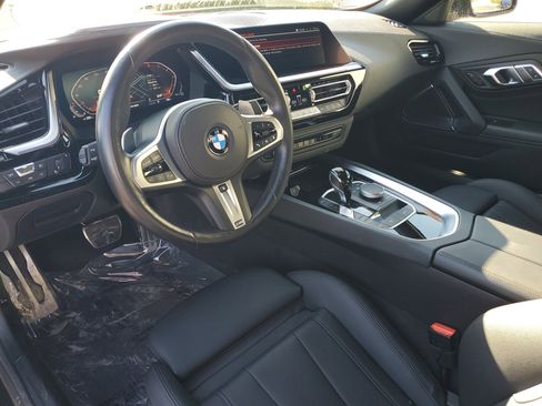 Used 2025 BMW Z4 sDrive30i image 16