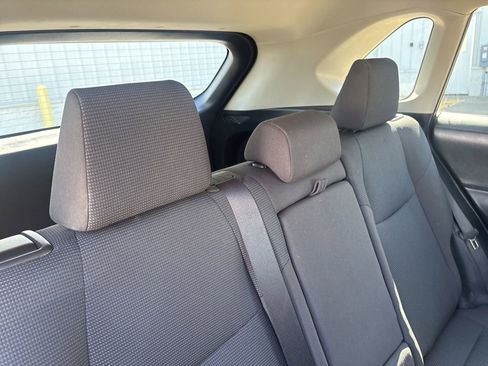 Used 2021 Toyota RAV4 LE AWD/4WD image 27