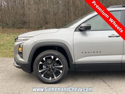 New 2026 Chevrolet Equinox RS w/ LPO, Floor Liner Package image 10