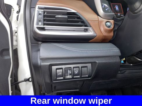 Used 2022 Subaru Outback Touring XT image 32