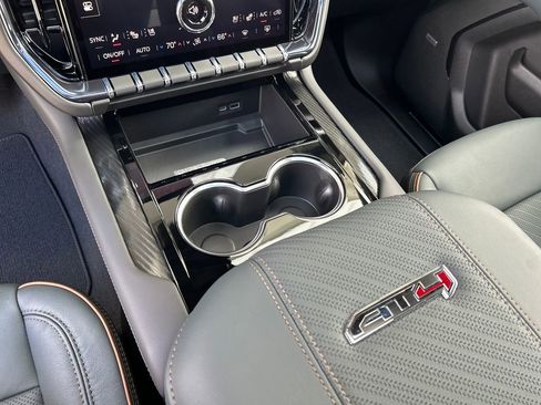 New 2026 GMC Yukon XL AT4 image 26