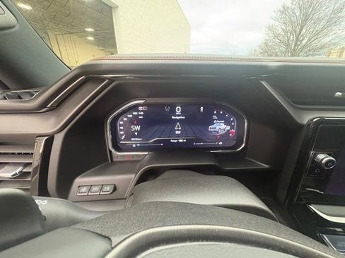 Certified 2024 GMC Sierra 1500 AT4 w/ Technology Package AWD/4WD image 11