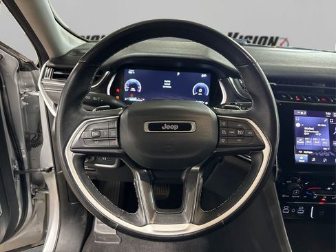 Used 2022 Jeep Grand Cherokee L Laredo w/ Luxury Tech Group I image 24