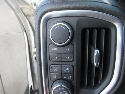 Used 2019 Chevrolet Silverado 1500 High Country w/ Technology Package image 28