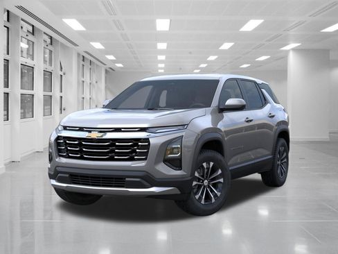 New 2027 Chevrolet Equinox LT FWD image 7