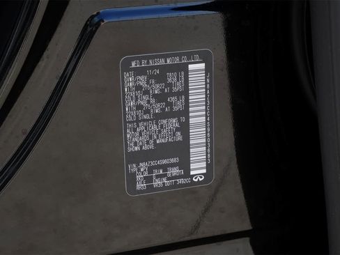 Used 2025 INFINITI QX80 Autograph w/ Autograph Exterior Package image 26