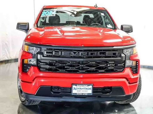 Used 2024 Chevrolet Silverado 1500 Custom w/ Turbomax Blackout Package AWD/4WD image 7