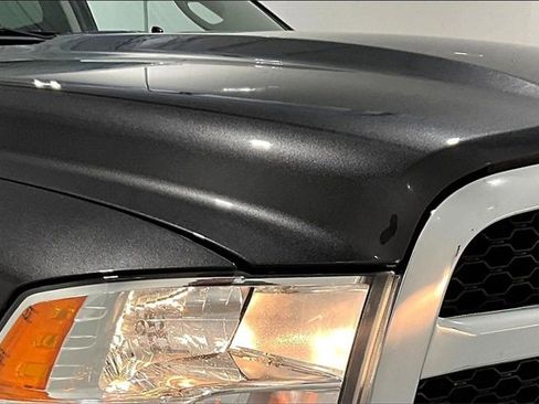 Used 2023 RAM 1500 Classic SLT image 33