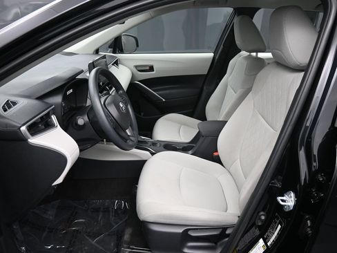 Certified 2022 Toyota Corolla Cross L AWD/4WD image 18