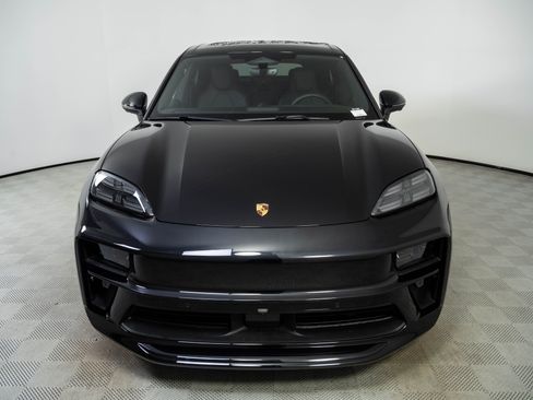 New 2026 Porsche Macan 4S Electric AWD/4WD image 36