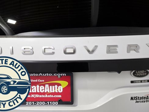 Used 2019 Land Rover Discovery HSE Luxury image 40
