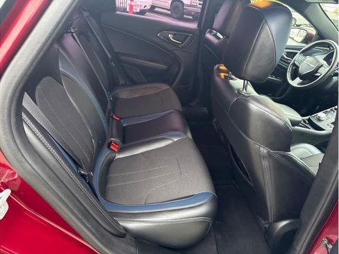 Used 2015 Chrysler 200 S w/ Navigation & Sound Group I image 15