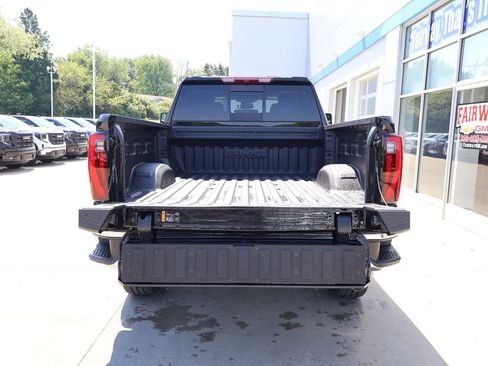 New 2026 GMC Sierra 3500 SLT w/ SLT Convenience Package AWD/4WD image 35