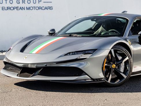 Used 2023 Ferrari SF90 Stradale image 2