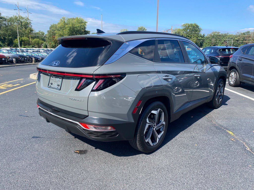 Certified 2024 Hyundai Tucson SEL w/ Convenience Package FWD image 4