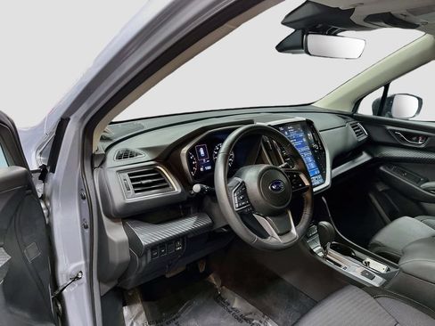 Used 2025 Subaru Ascent Premium AWD/4WD image 9