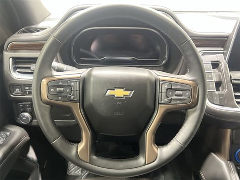 Used 2024 Chevrolet Tahoe High Country image 14