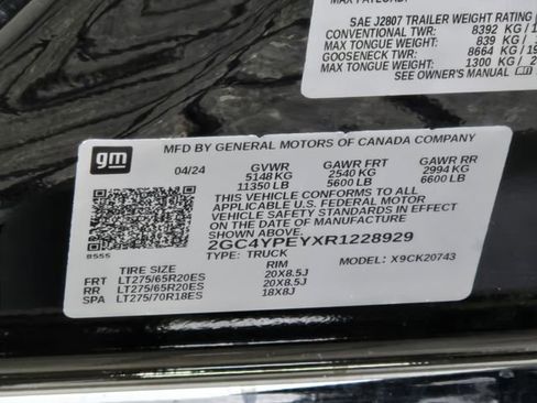 Used 2024 Chevrolet Silverado 2500 LTZ w/ LTZ Plus Package image 23