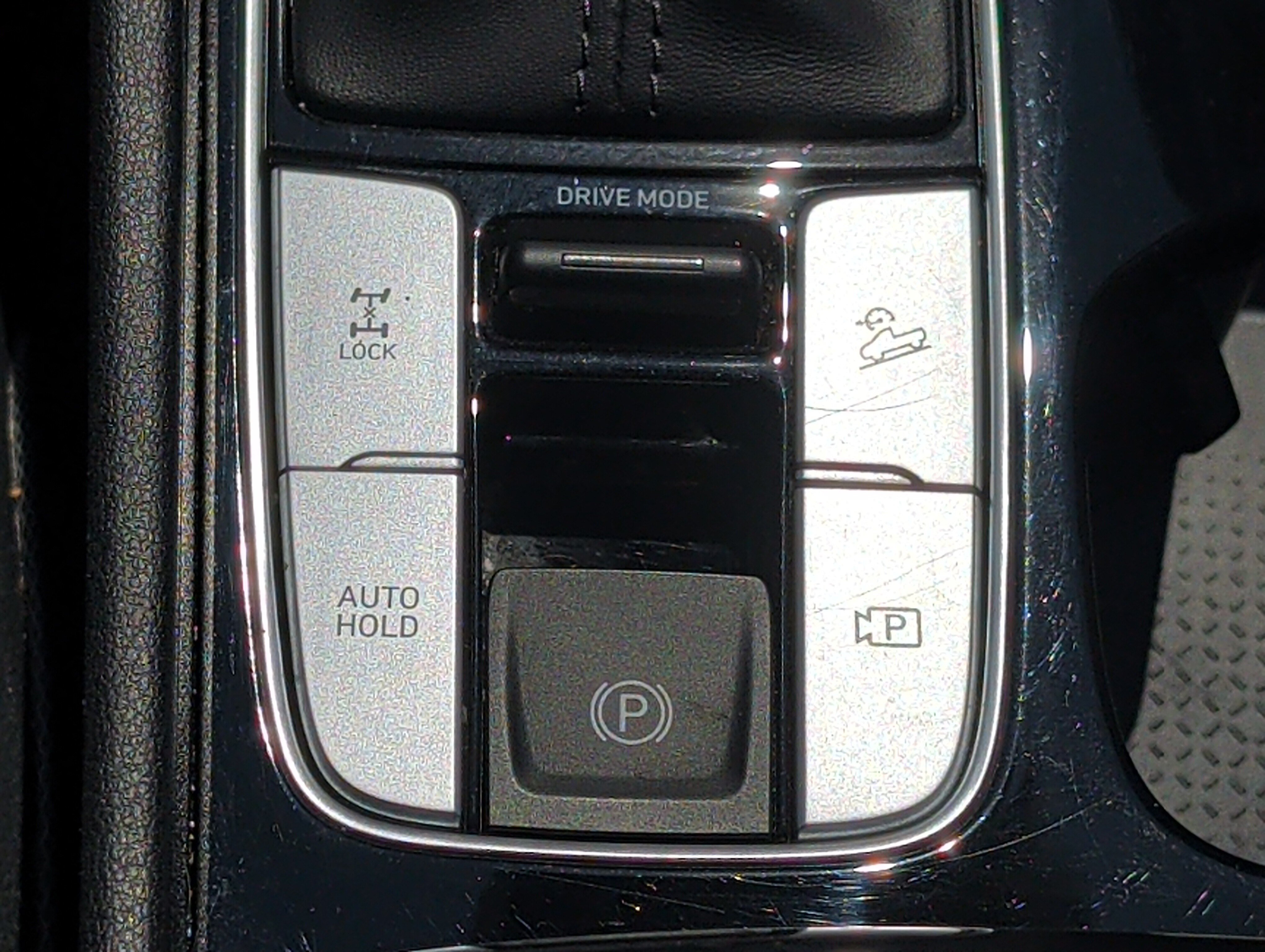 Used 2022 Hyundai Santa Cruz Limited AWD/4WD image 31