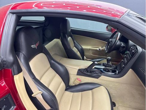 Used 2008 Chevrolet Corvette Coupe w/ Preferred Equipment Group image 19