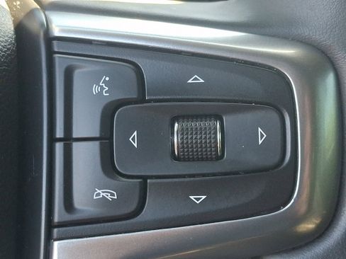 Used 2024 Chevrolet Silverado 1500 LT AWD/4WD image 22