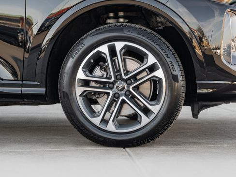 Certified 2025 Audi Q5 Premium w/ Convenience Package AWD/4WD image 31