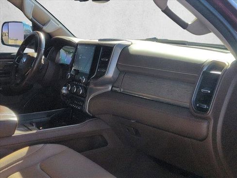 Used 2019 RAM 1500 Limited w/ Off Road Group image 21