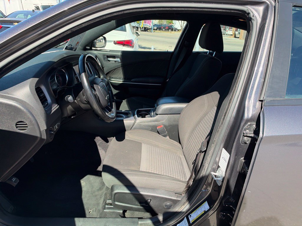 Used 2023 Dodge Charger SXT RWD image 10